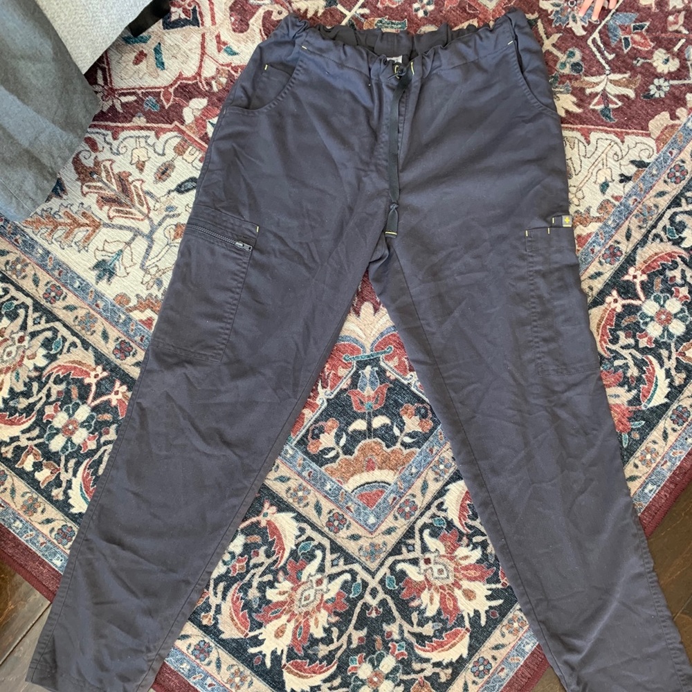 Figs Cargo scrub pants